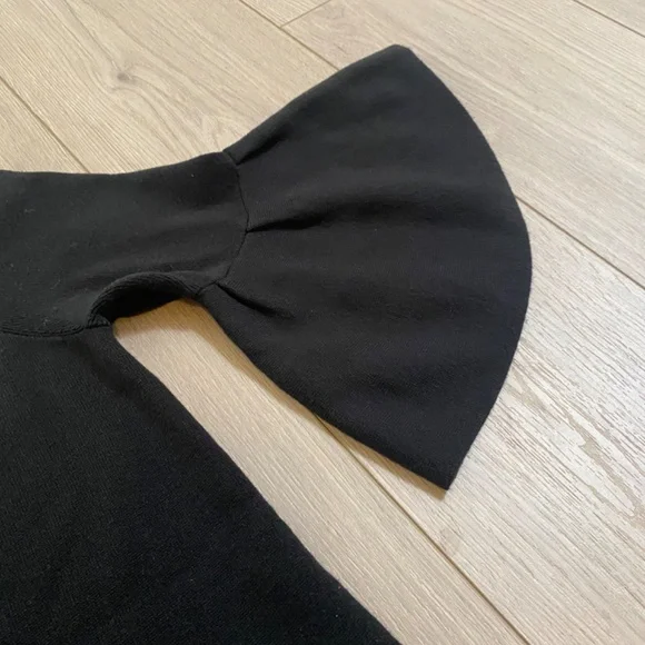 NWT Anthropologie Black Moth Sweater Size Medium - Picture 4 of 8